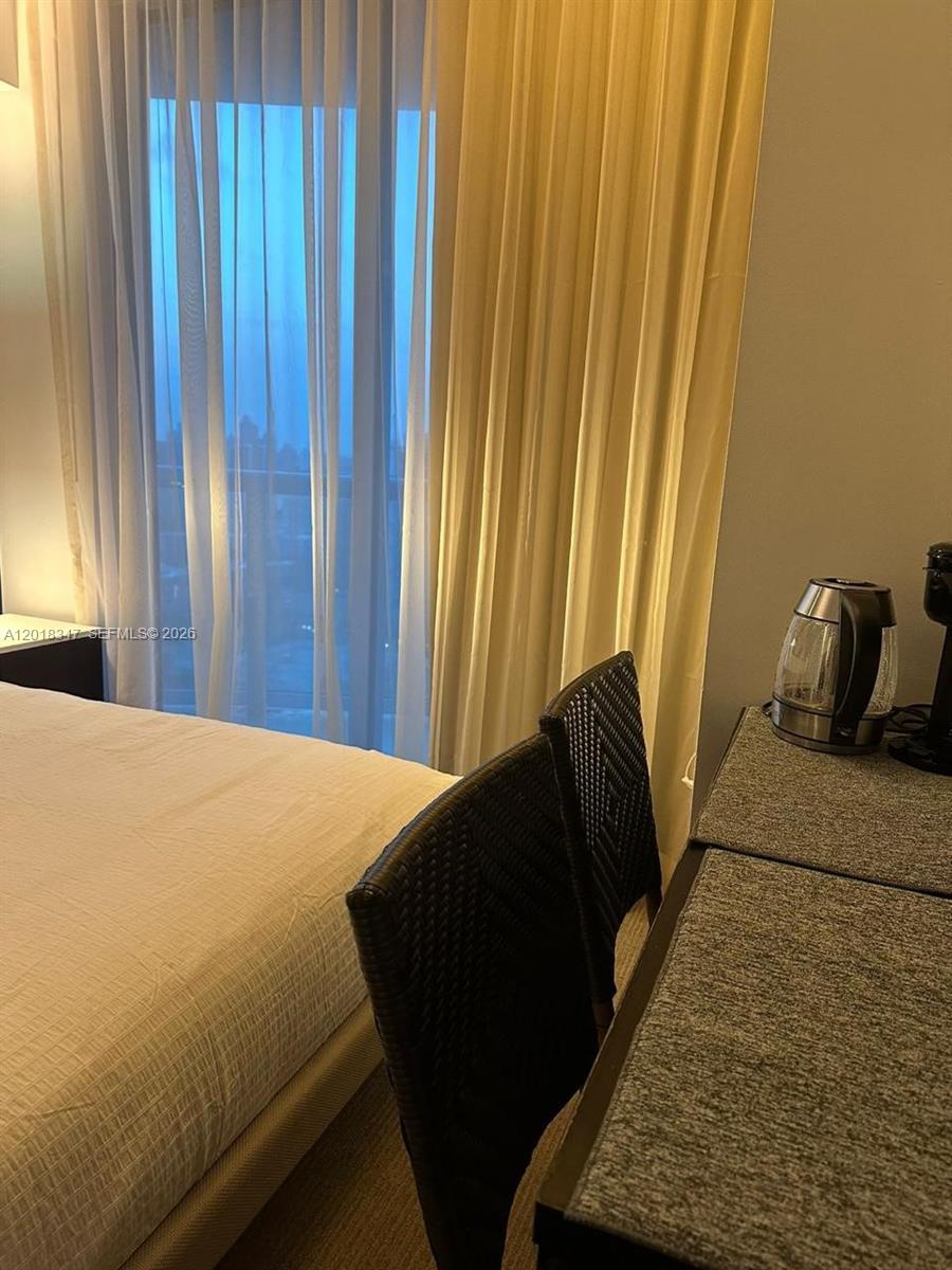 SOLE CONDO - Residential
