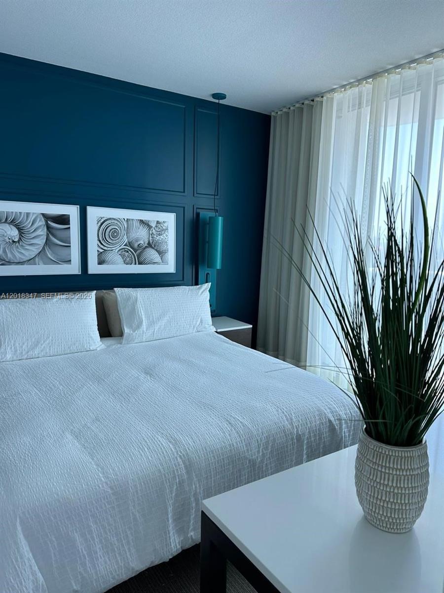 SOLE CONDO - Residential