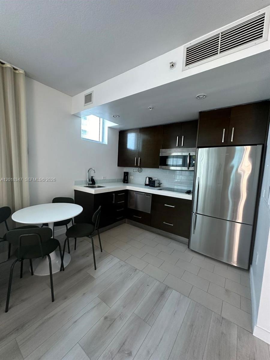 SOLE CONDO - Residential