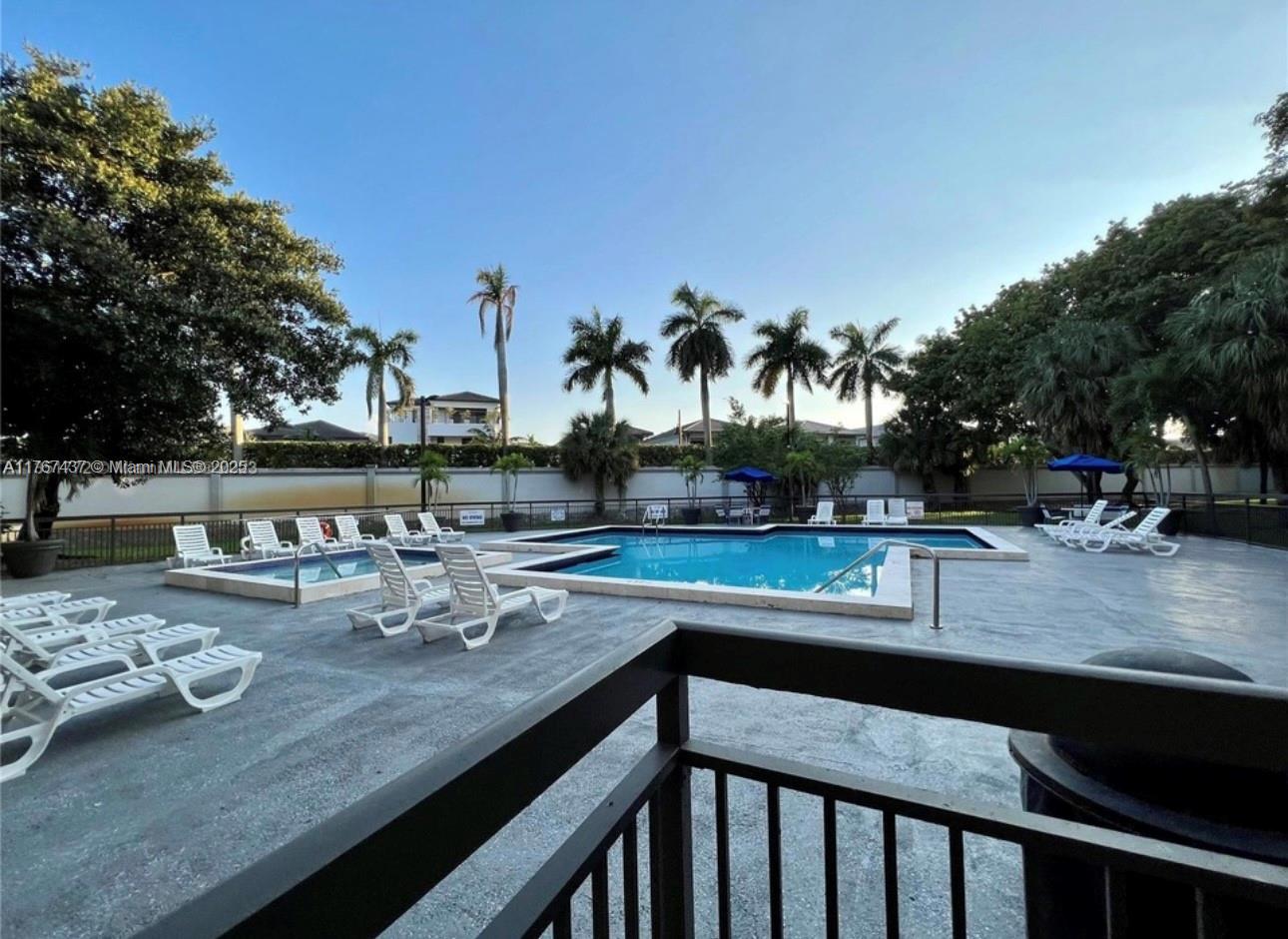 Property for Sale at 8290 Lake Dr 310, Doral, Miami-Dade County, Florida - Bedrooms: 1 
Bathrooms: 1  - $262,500
