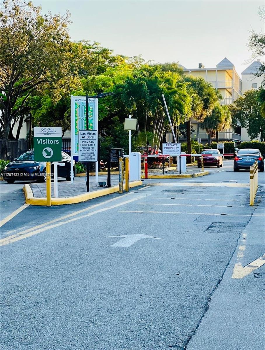 LAS VISTAS AT DORAL CONDO - Residential