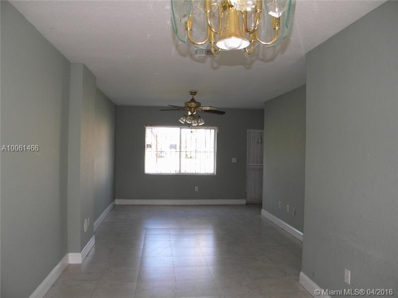 SUNSET PALM VILLAS - Residential Lease