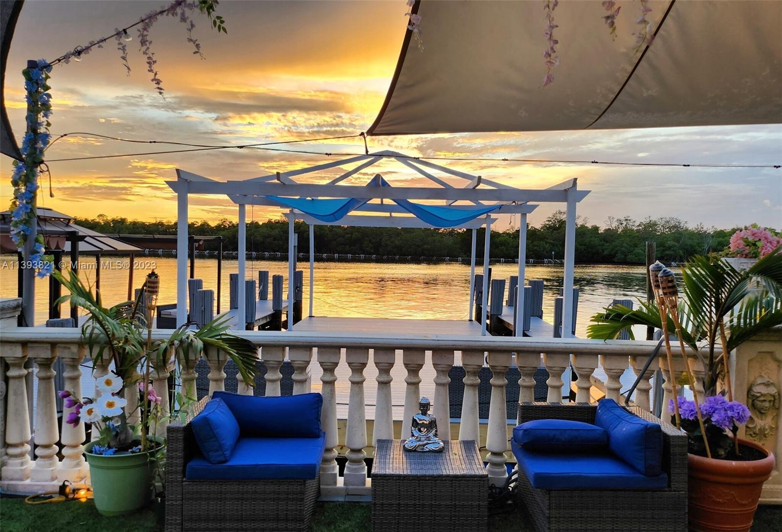 HOLLYWOOD BEACH FIRST ADD - Residential Income