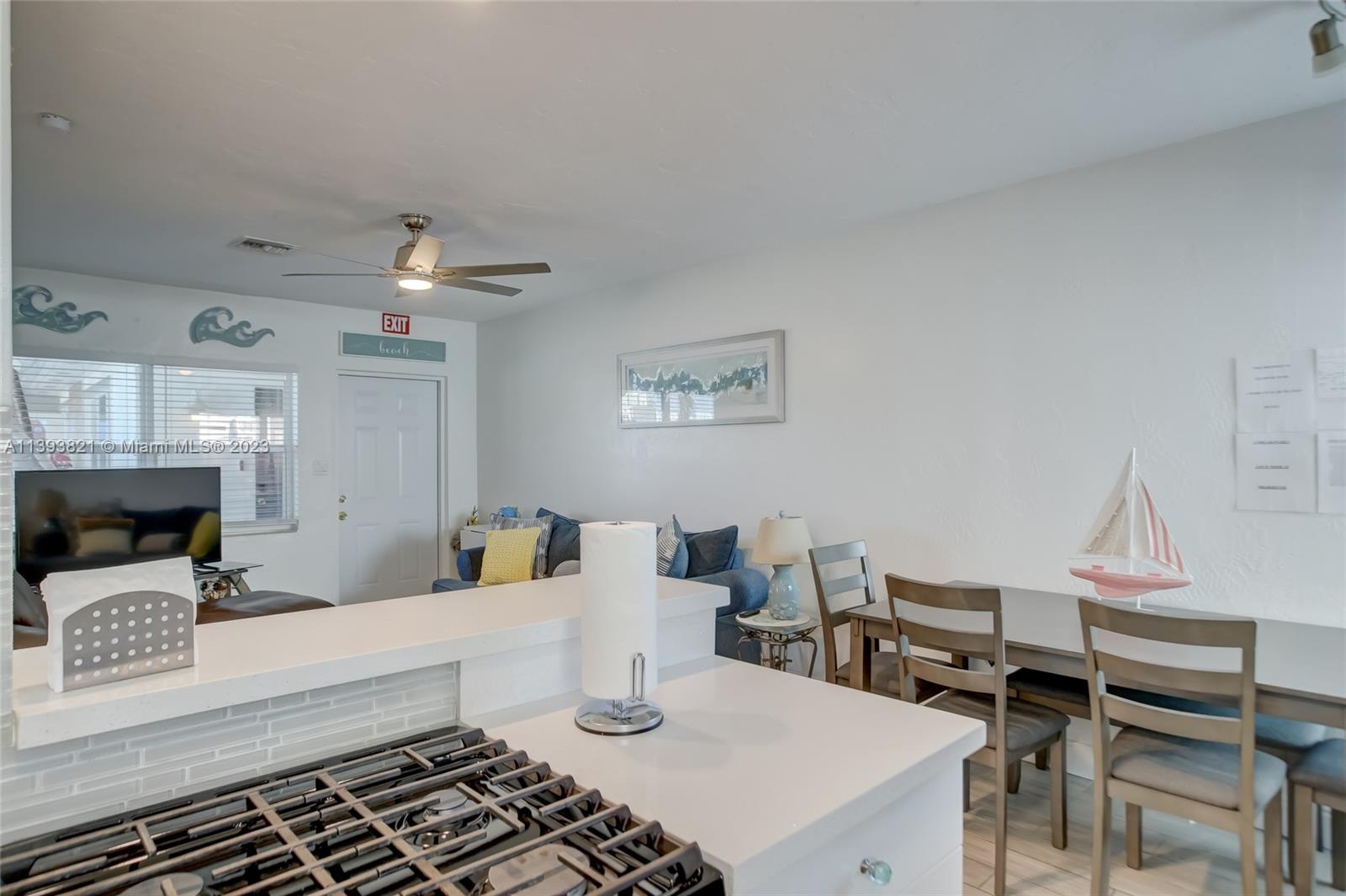 HOLLYWOOD BEACH FIRST ADD - Residential Income