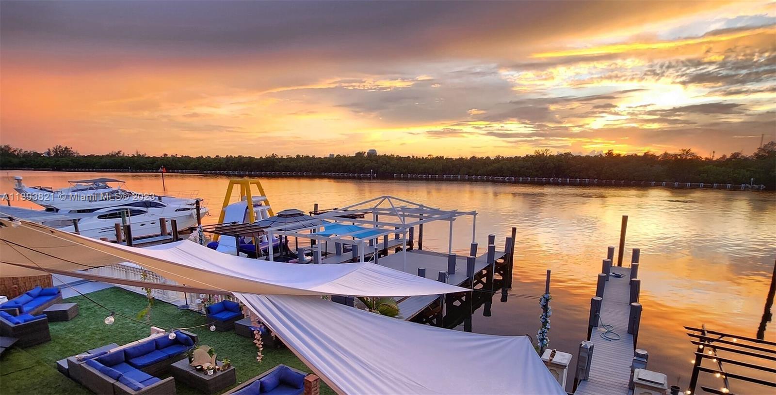 HOLLYWOOD BEACH FIRST ADD - Residential Income