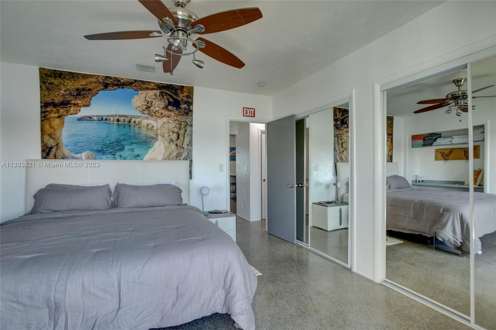 HOLLYWOOD BEACH FIRST ADD - Residential Income