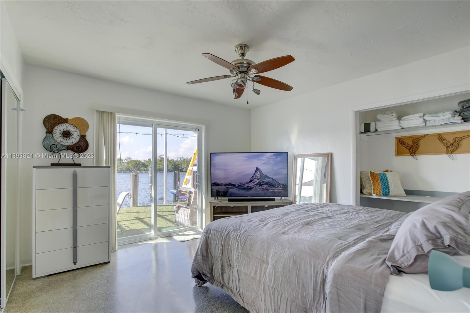 HOLLYWOOD BEACH FIRST ADD - Residential Income