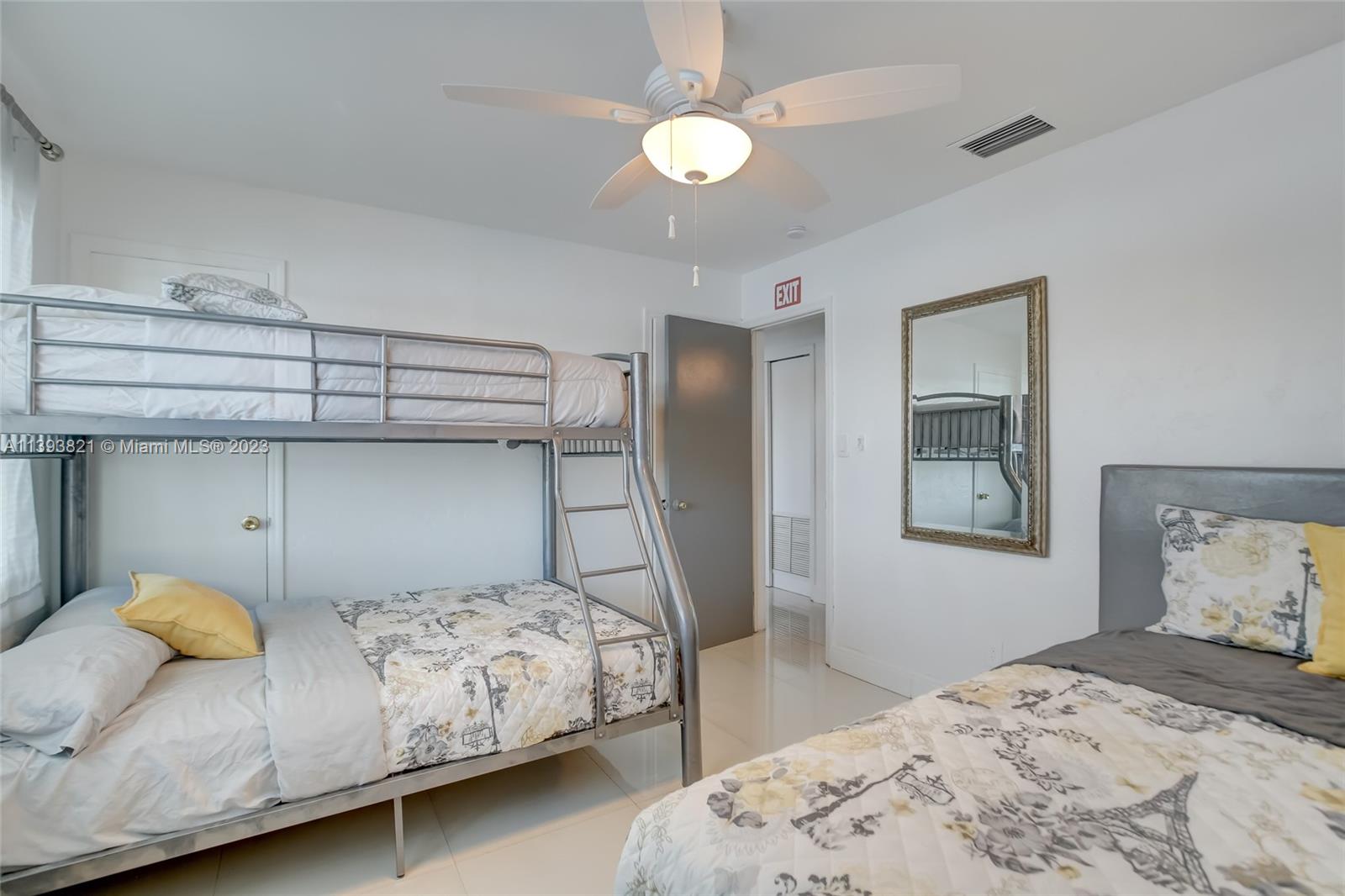 HOLLYWOOD BEACH FIRST ADD - Residential Income