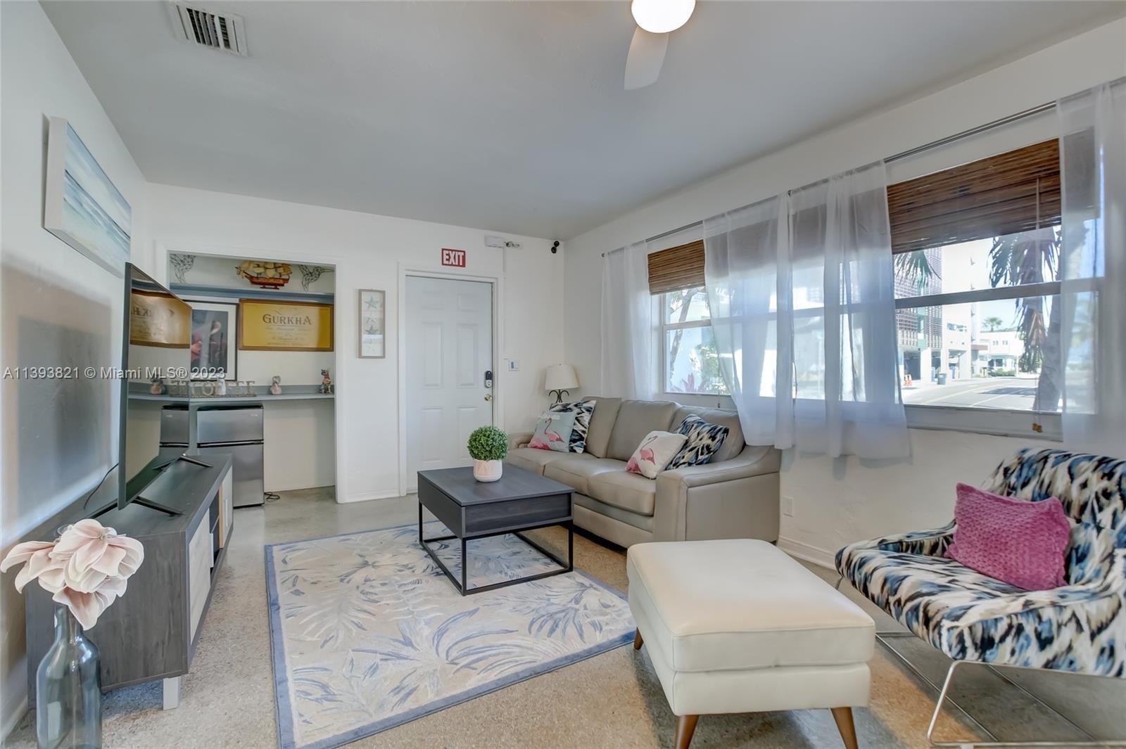 HOLLYWOOD BEACH FIRST ADD - Residential Income