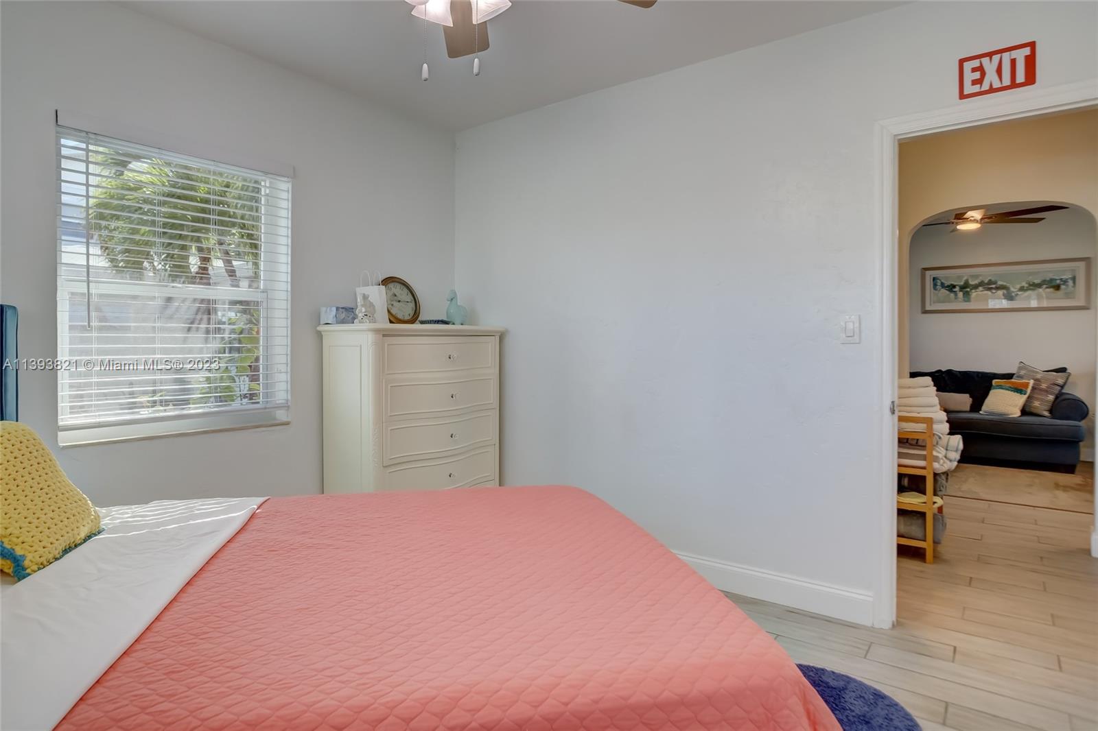 HOLLYWOOD BEACH FIRST ADD - Residential Income