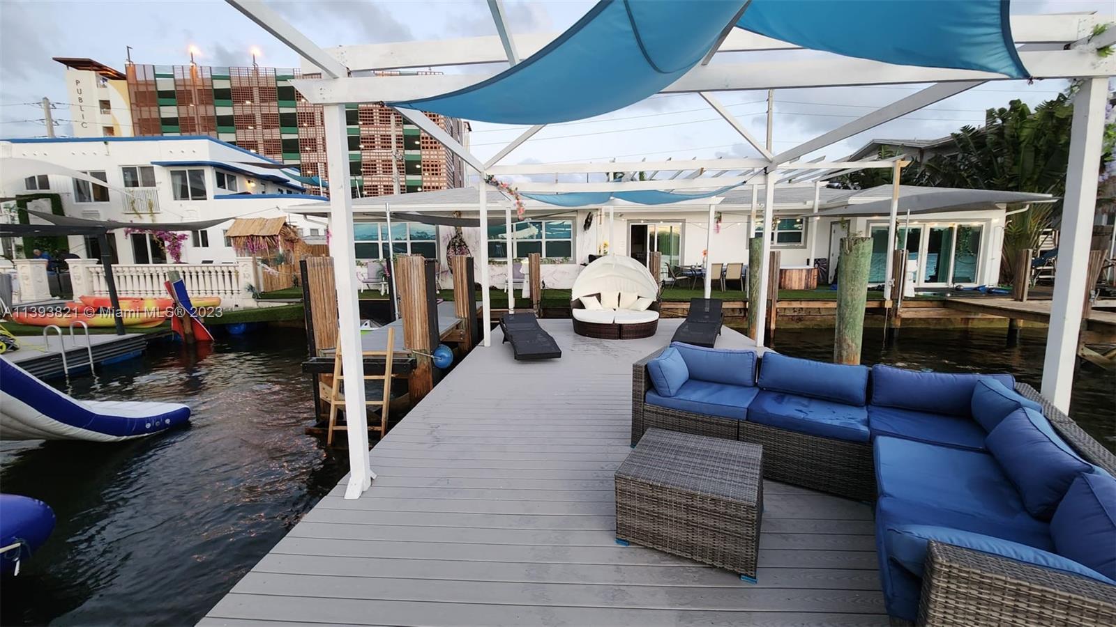 HOLLYWOOD BEACH FIRST ADD - Residential Income