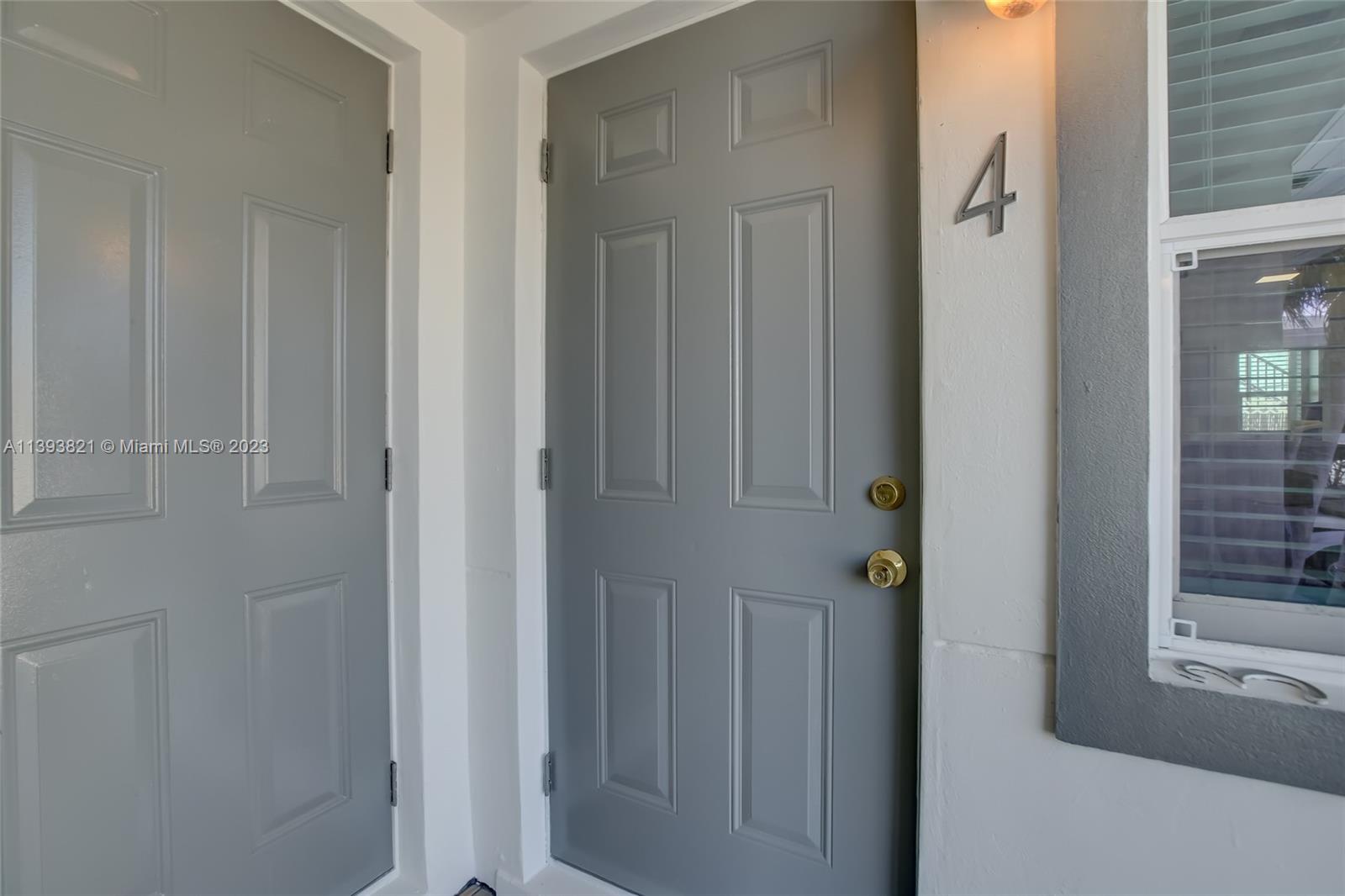 HOLLYWOOD BEACH FIRST ADD - Residential Income