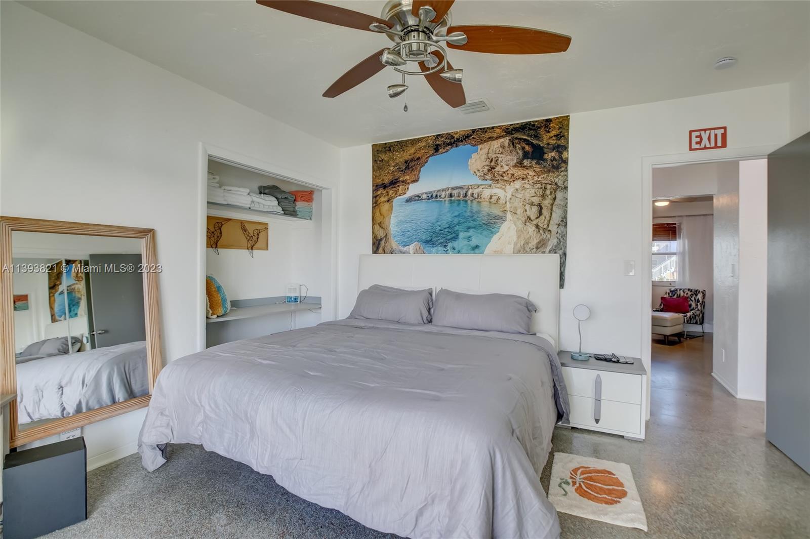 HOLLYWOOD BEACH FIRST ADD - Residential Income