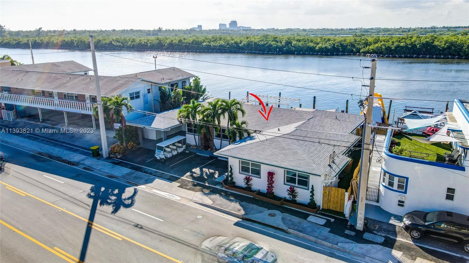 HOLLYWOOD BEACH FIRST ADD - Residential Income