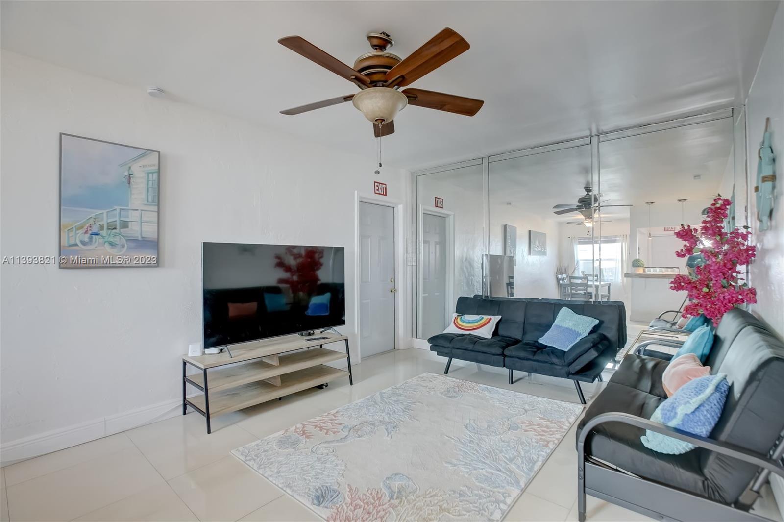 HOLLYWOOD BEACH FIRST ADD - Residential Income