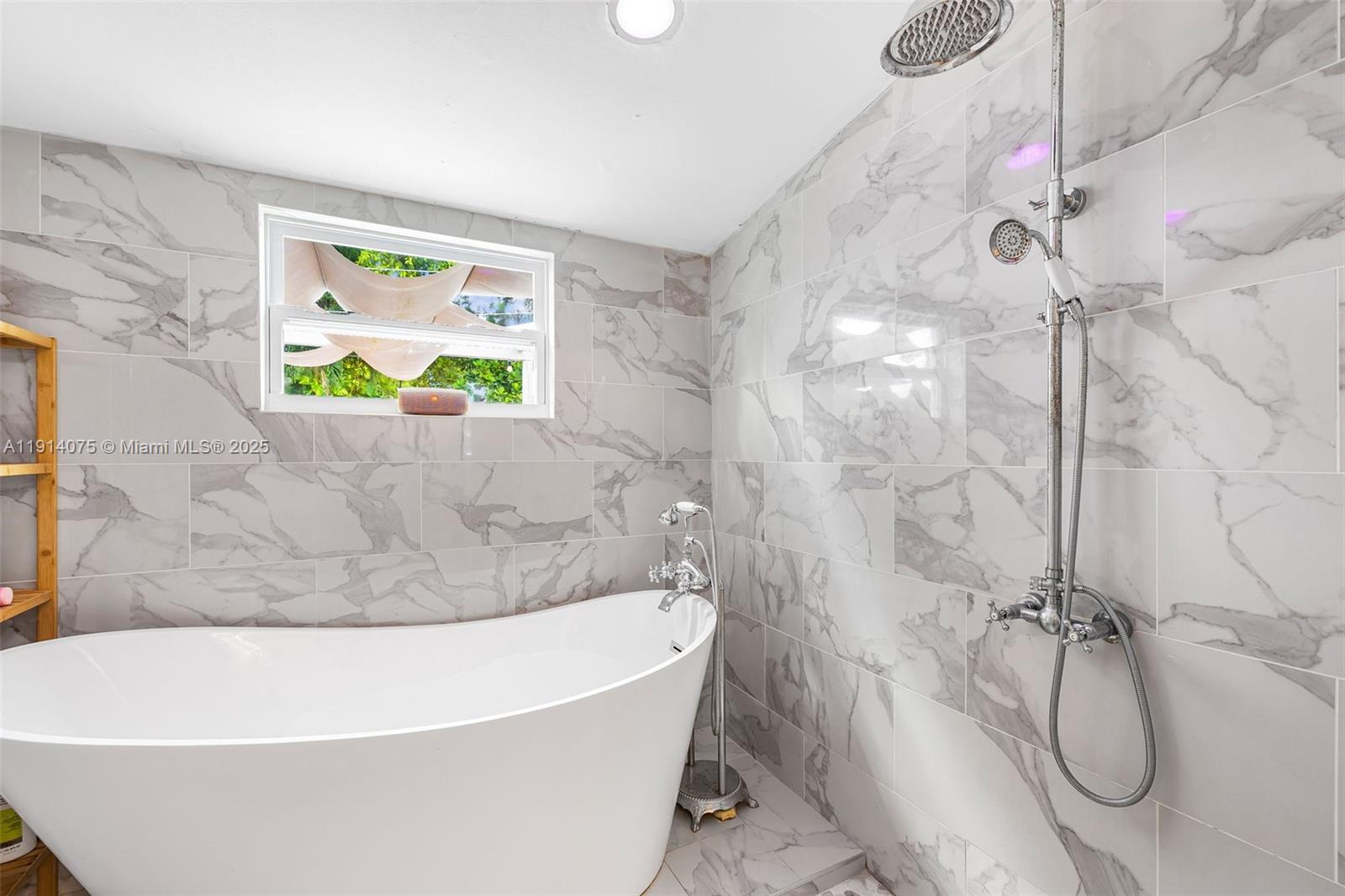 POMELO PARK - Residential