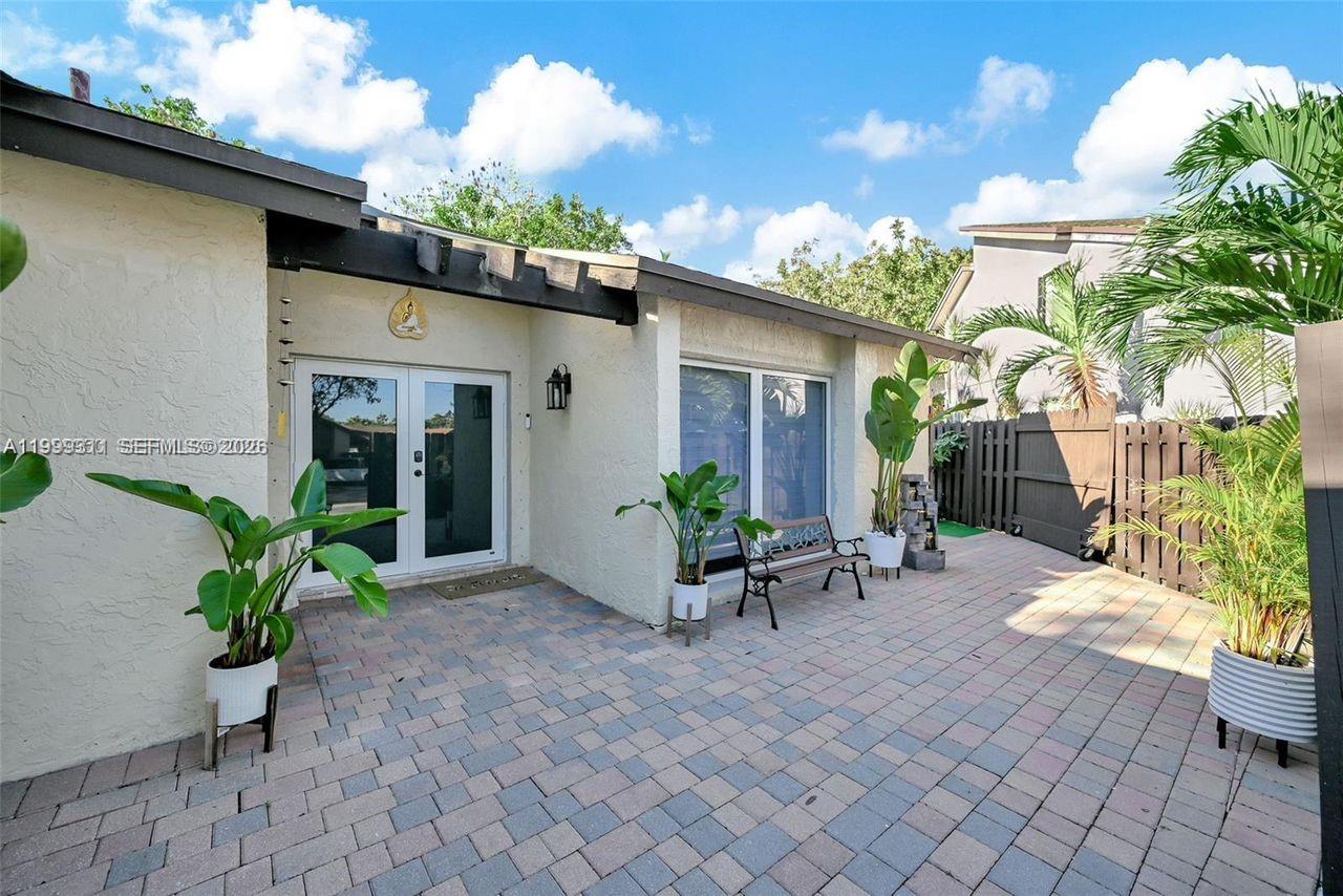 CROSSINGS SEC 4, THE - Residential Lease