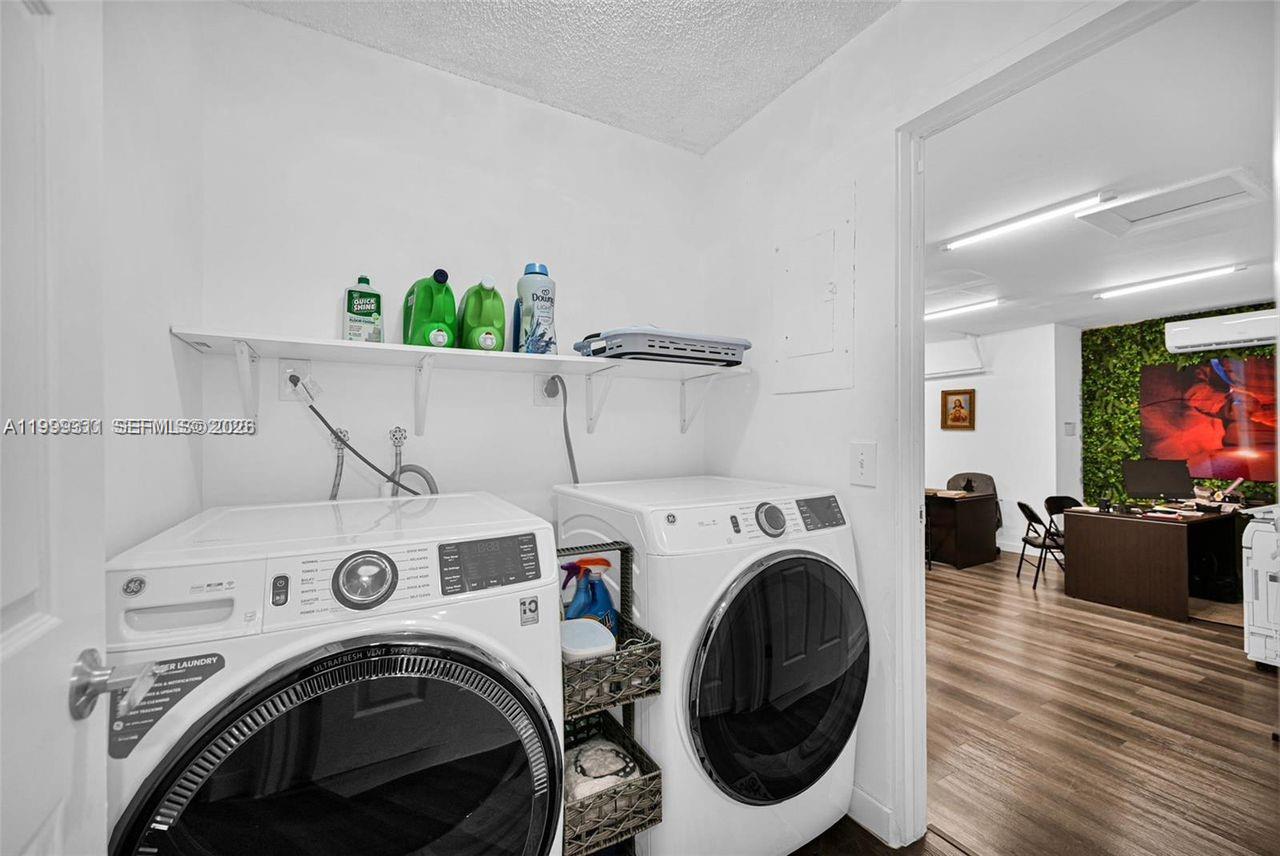 CROSSINGS SEC 4, THE - Residential Lease