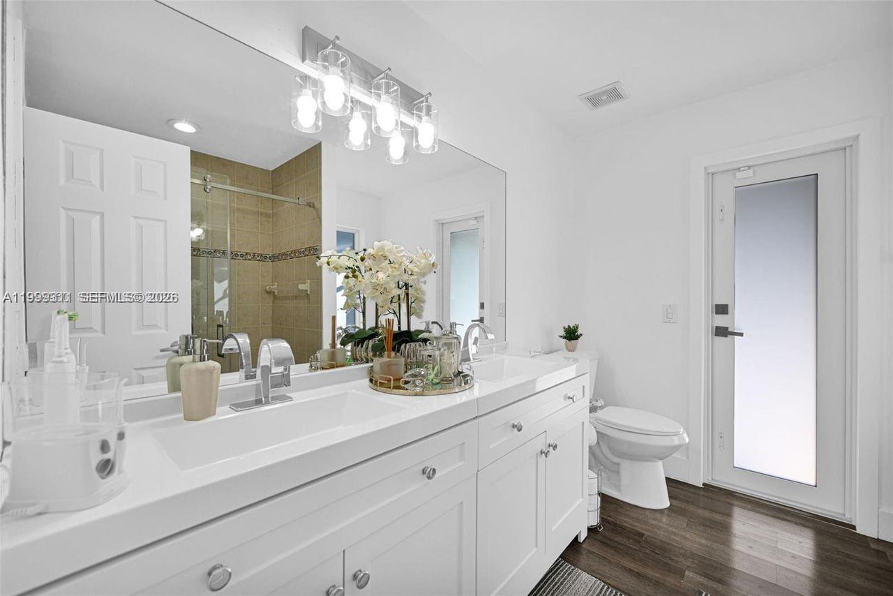 CROSSINGS SEC 4, THE - Residential Lease