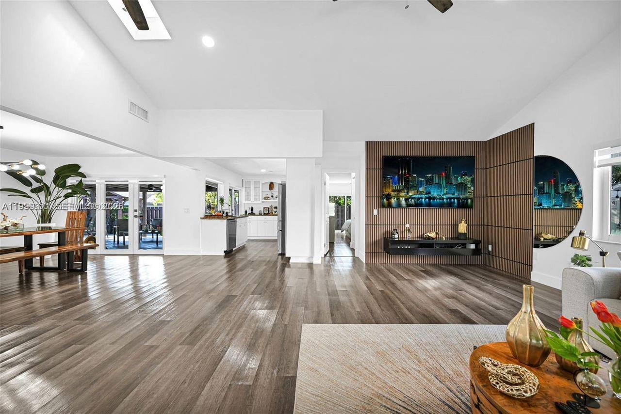 CROSSINGS SEC 4, THE - Residential Lease