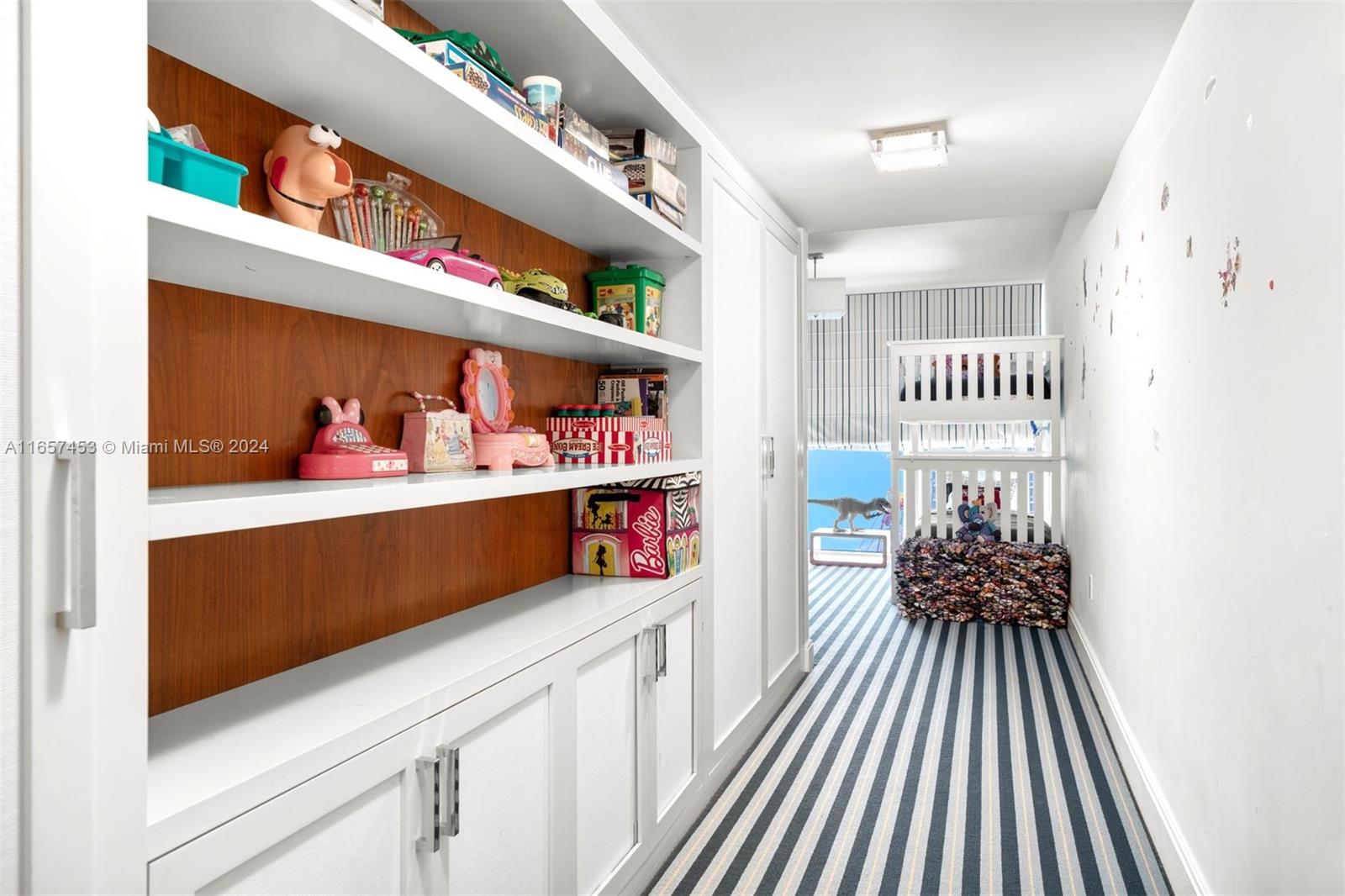 OCEAN THREE CONDO - Residential