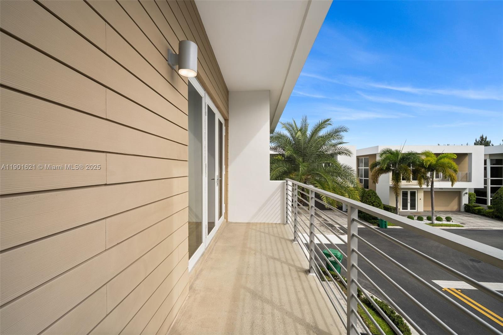 DORAL COMMONS RESIDENTIAL - Residential