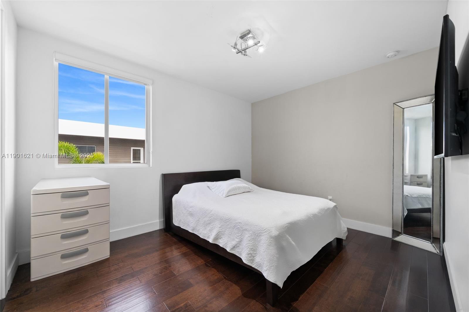 DORAL COMMONS RESIDENTIAL - Residential