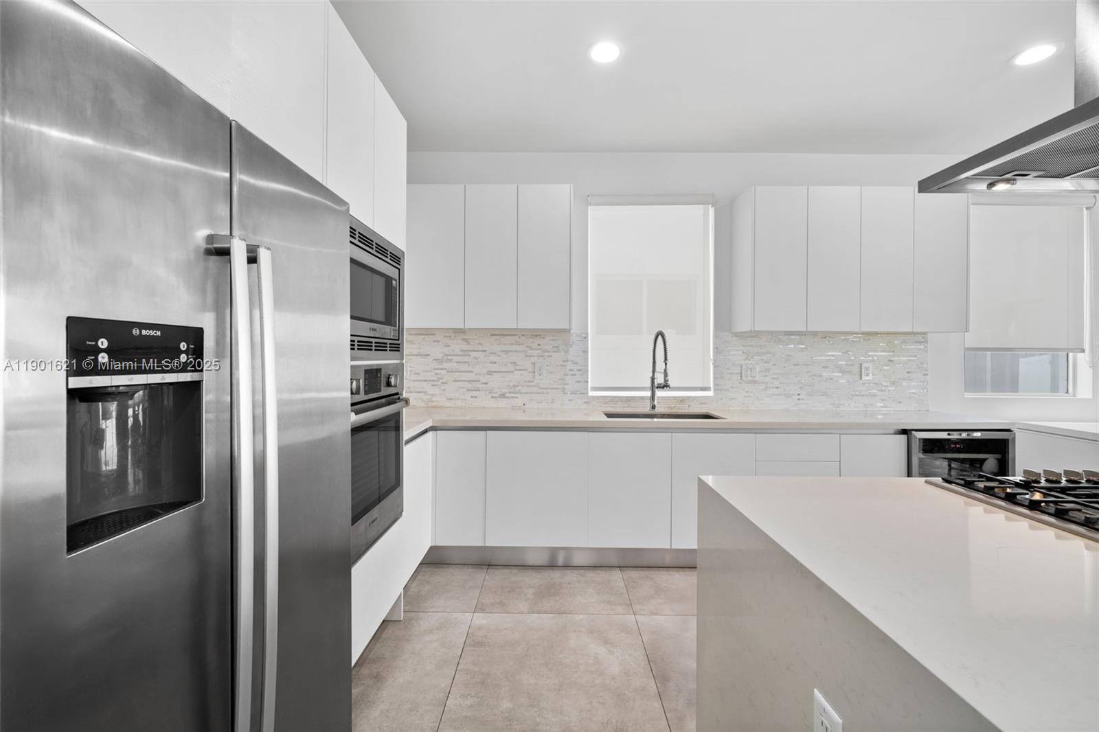 DORAL COMMONS RESIDENTIAL - Residential