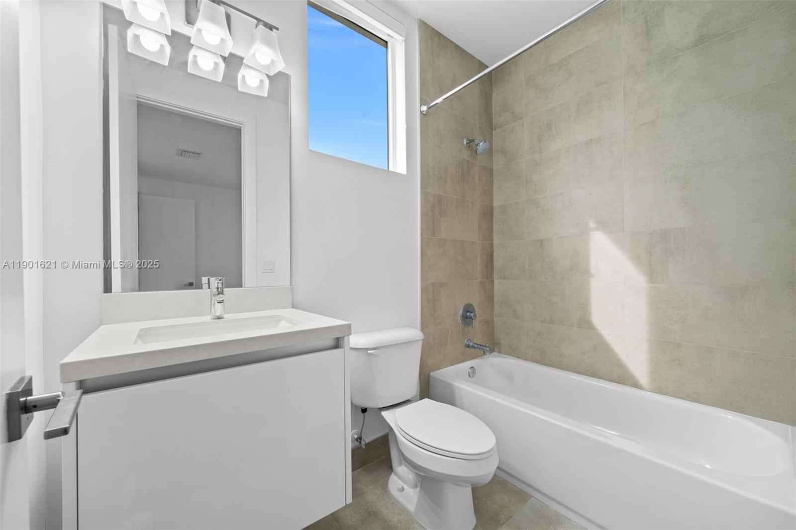 DORAL COMMONS RESIDENTIAL - Residential