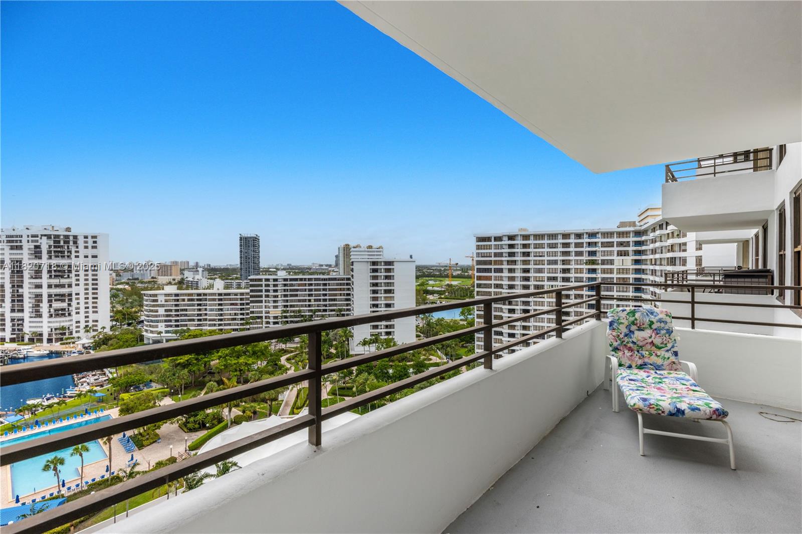 OLYMPUS CONDO - Residential