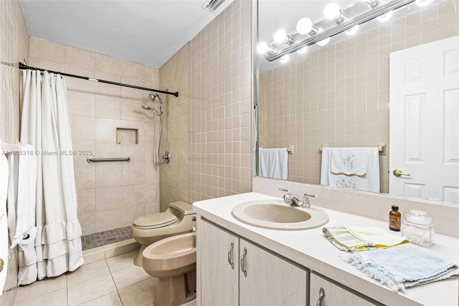 CANTELOP 1ST ADDN - Residential