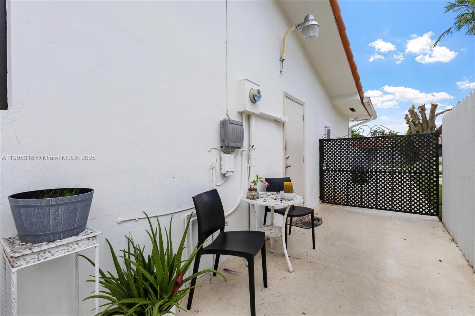 CANTELOP 1ST ADDN - Residential