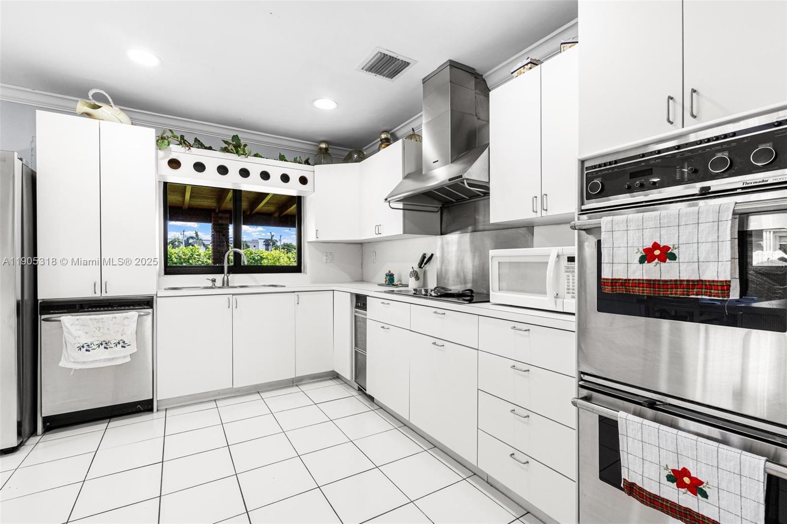 CANTELOP 1ST ADDN - Residential