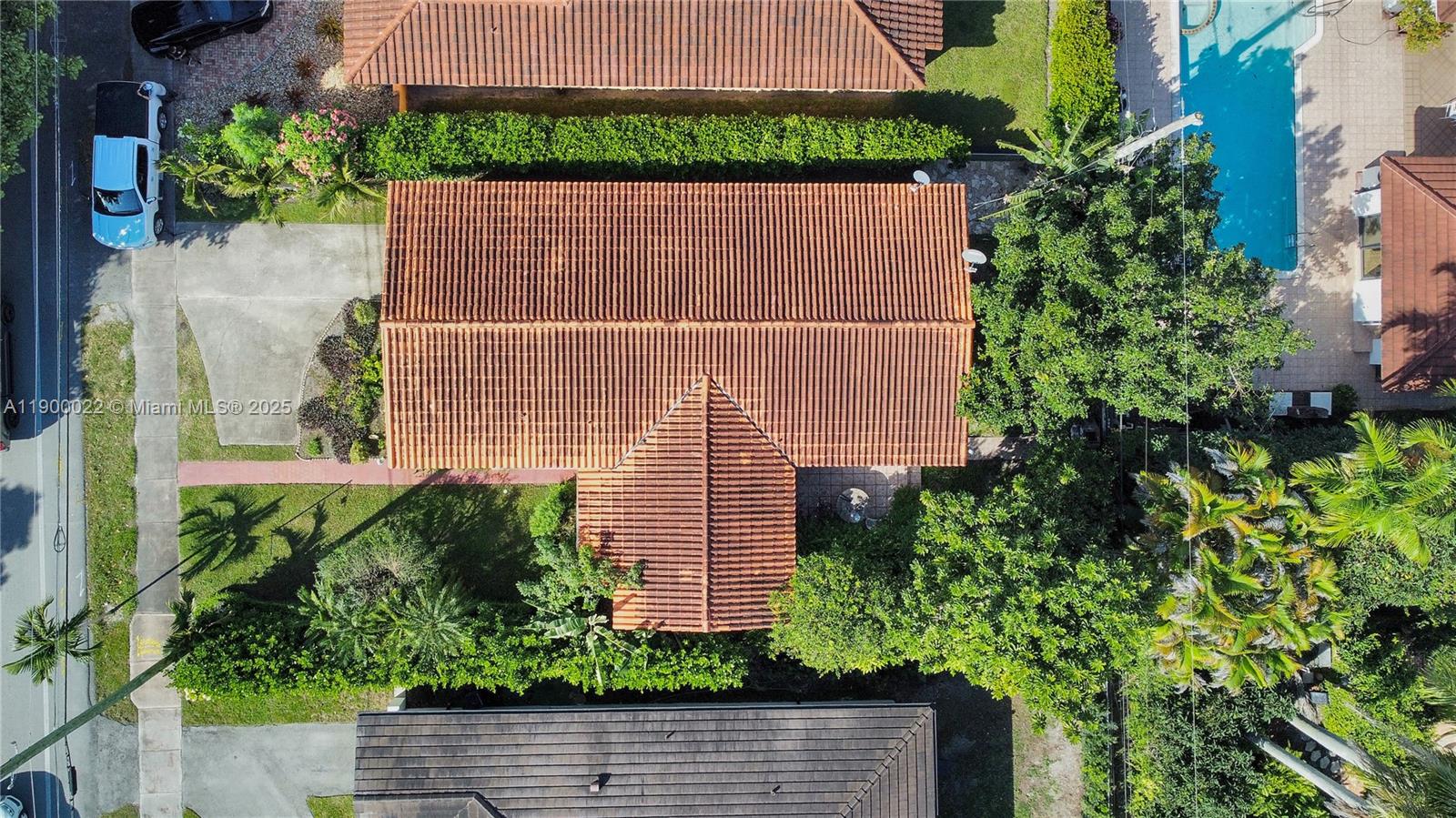 2711 Red Rd