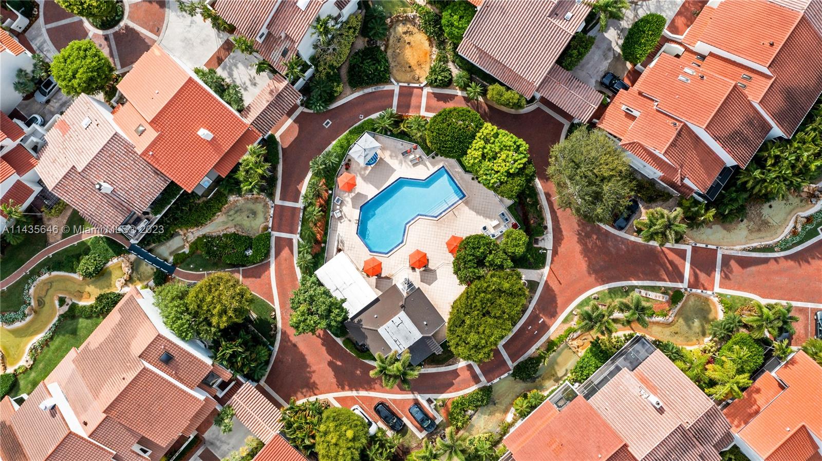 L HERMITAGE - Residential