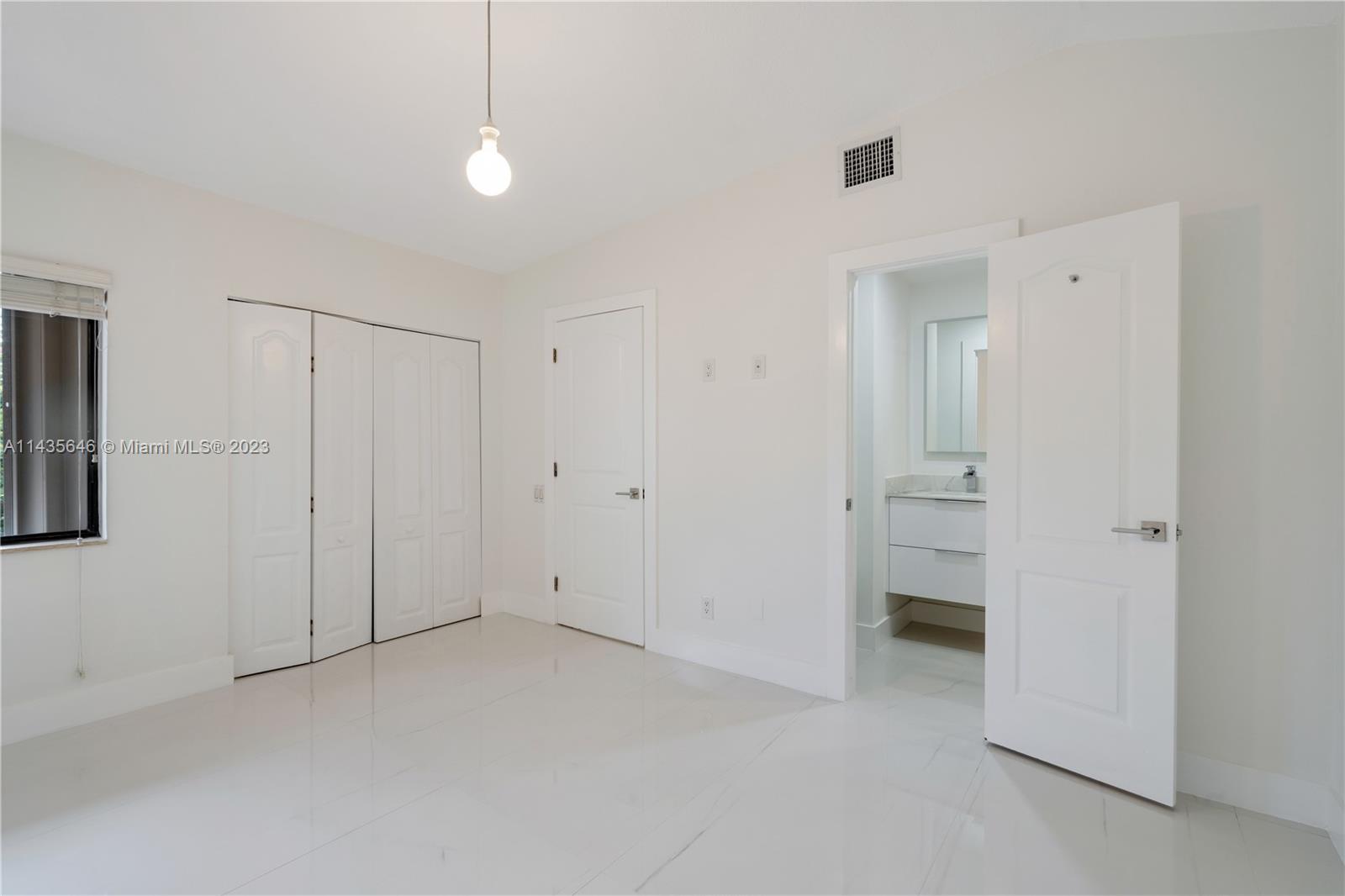 L HERMITAGE - Residential