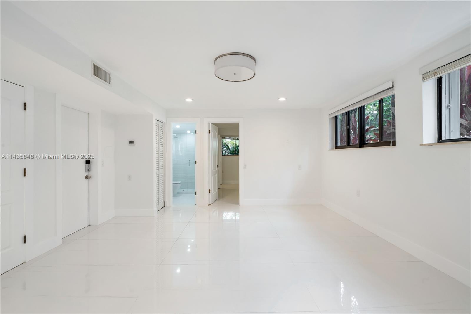 L HERMITAGE - Residential