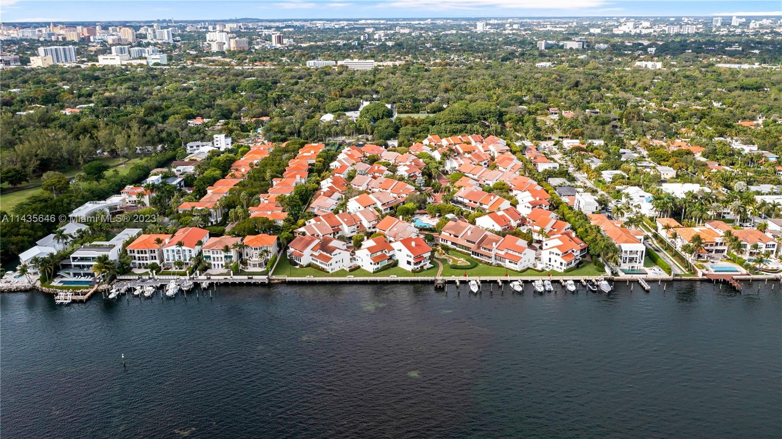 L HERMITAGE - Residential