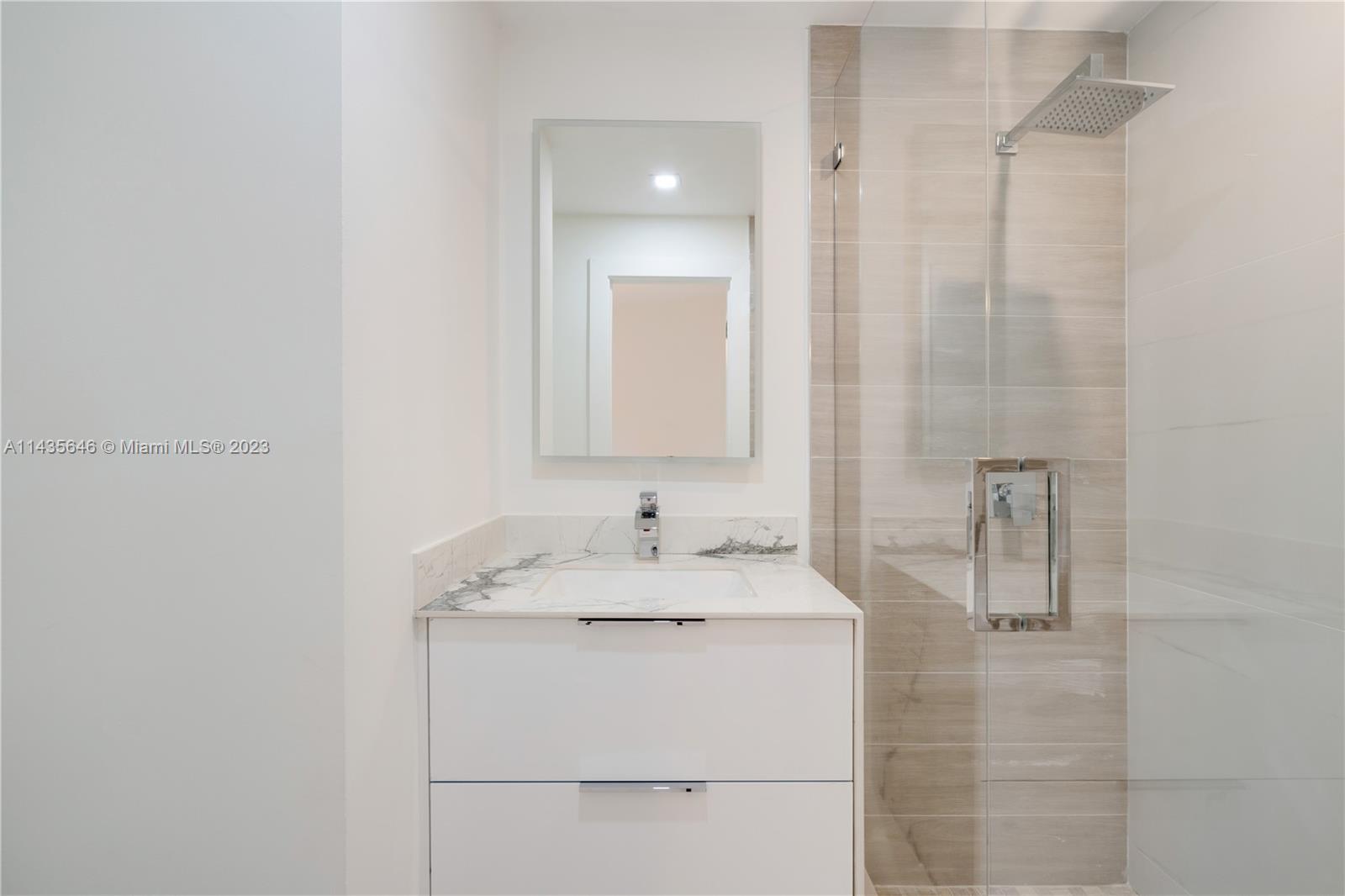 L HERMITAGE - Residential