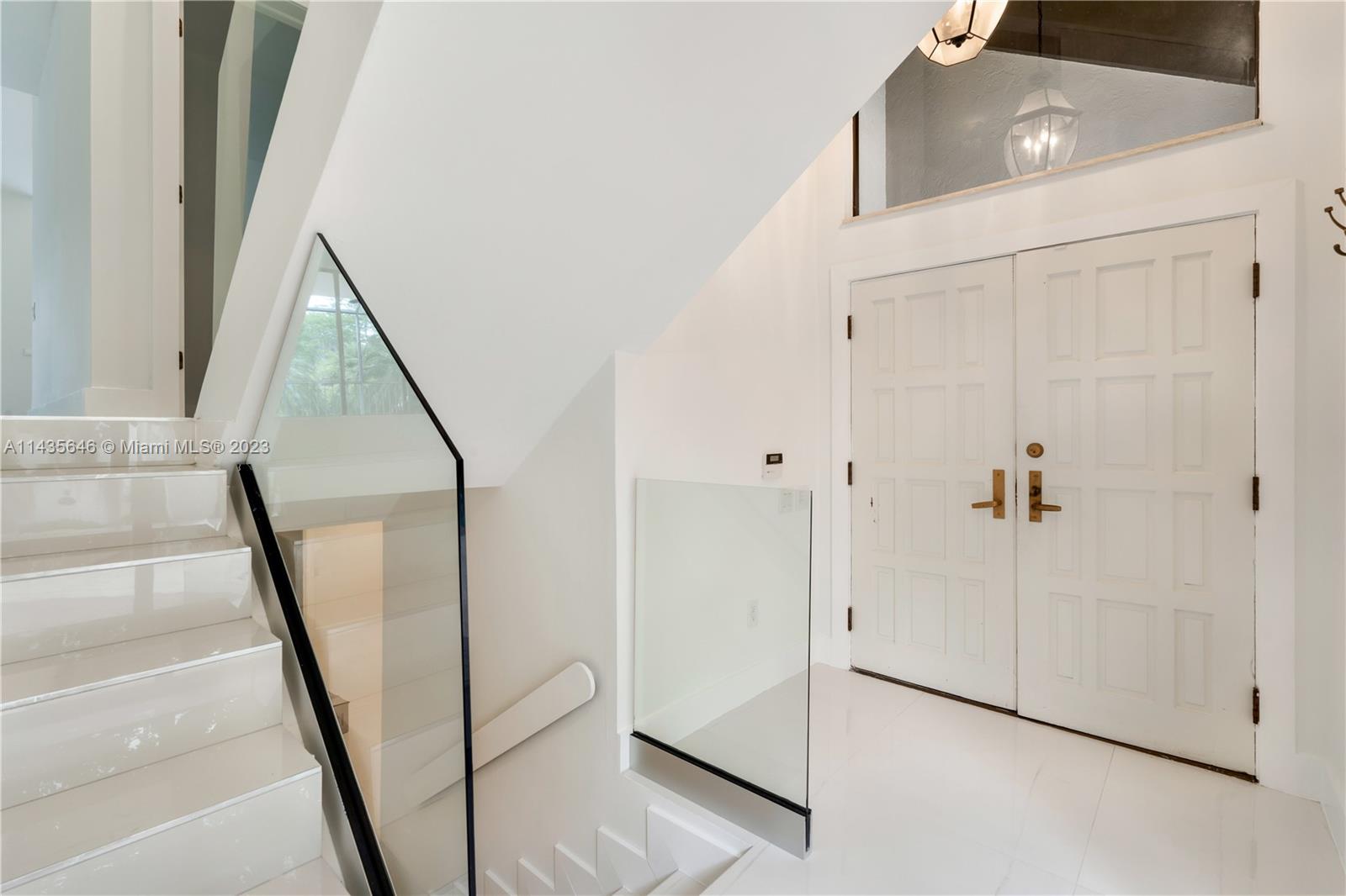 L HERMITAGE - Residential