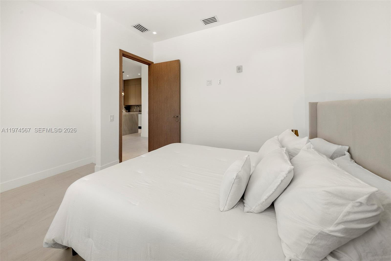 DELRAY TOWN OF - Residential