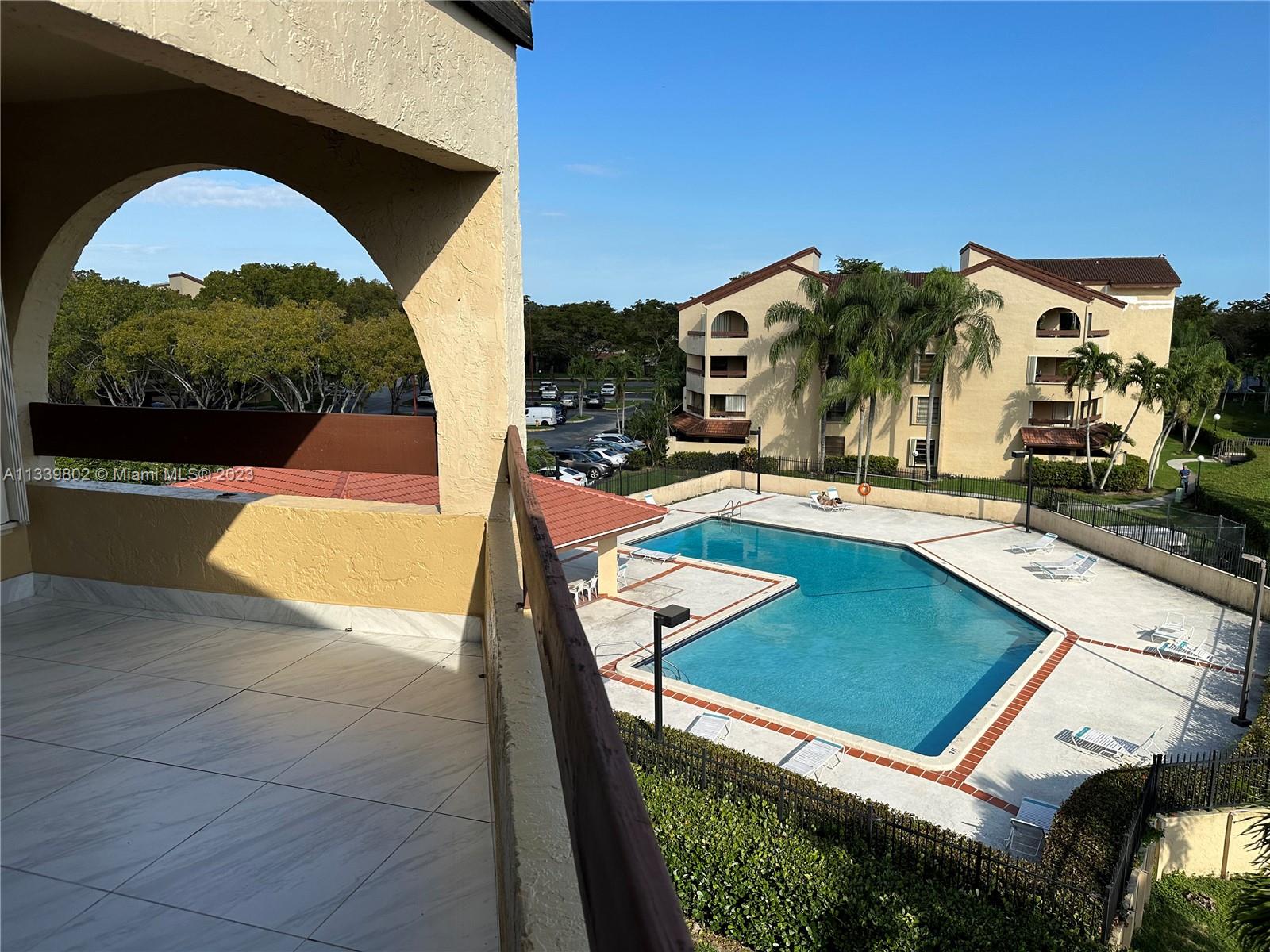 KENLAND POINTE CONDO II - Residential Lease