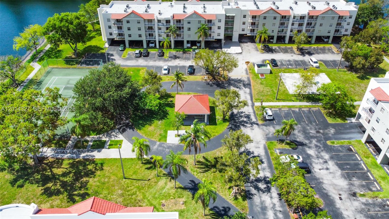 SAGA BAY GARDENS CONDO - Residential