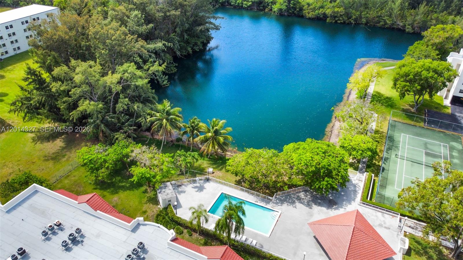 SAGA BAY GARDENS CONDO - Residential