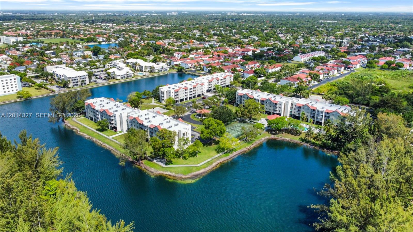 SAGA BAY GARDENS CONDO - Residential
