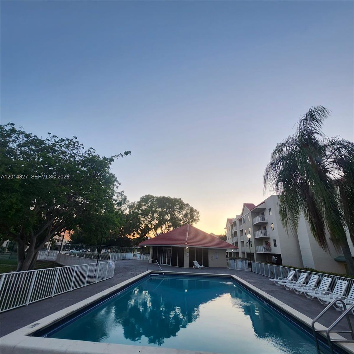 SAGA BAY GARDENS CONDO - Residential