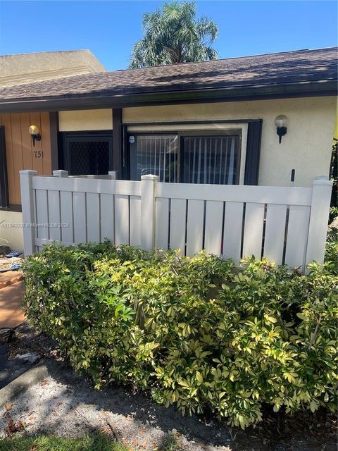 751 Banks Rd Margate FL 33063