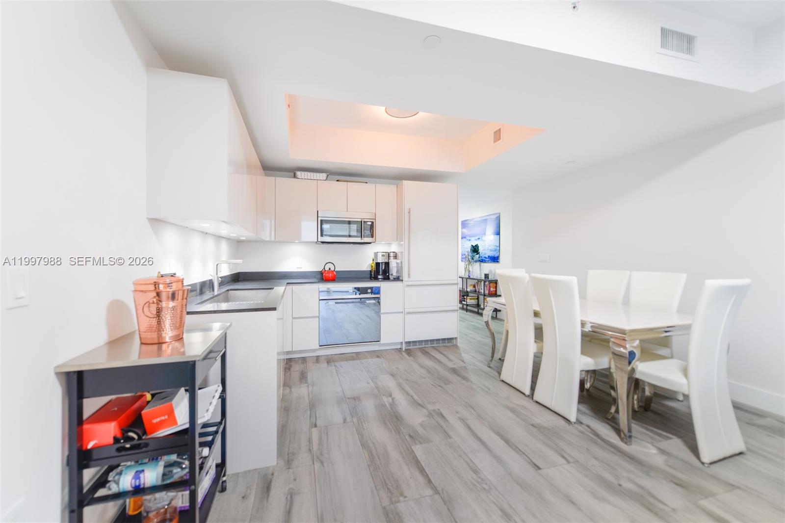 1010 BRICKELL CONDO - Residential Lease