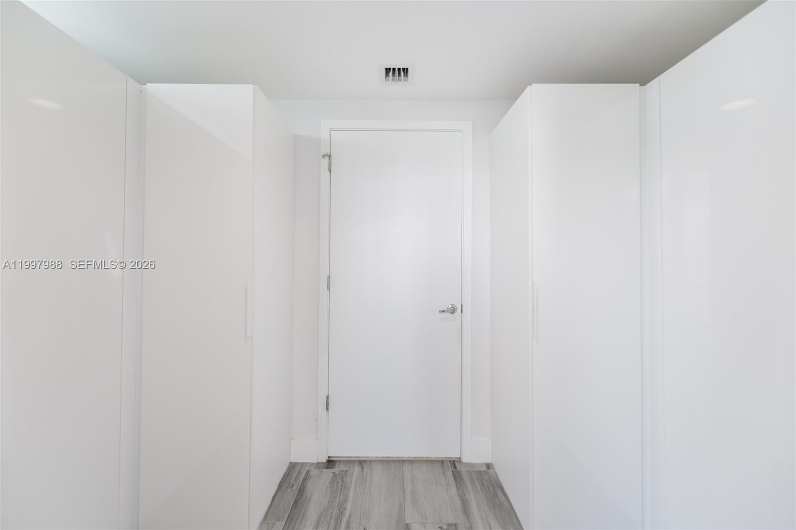 1010 BRICKELL CONDO - Residential Lease