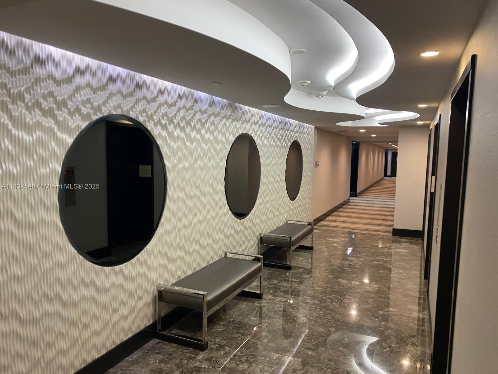 20191 E Country Club Dr 2601